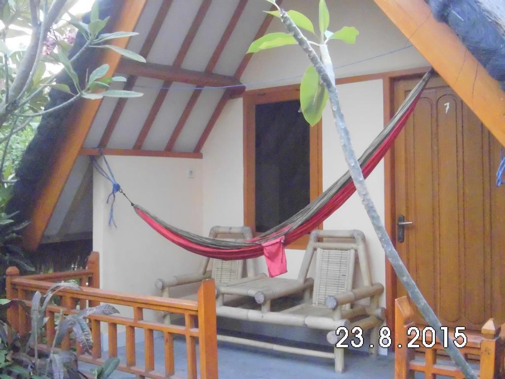 Tyrrell Cottages & Restaurant Gili Air Habitación foto